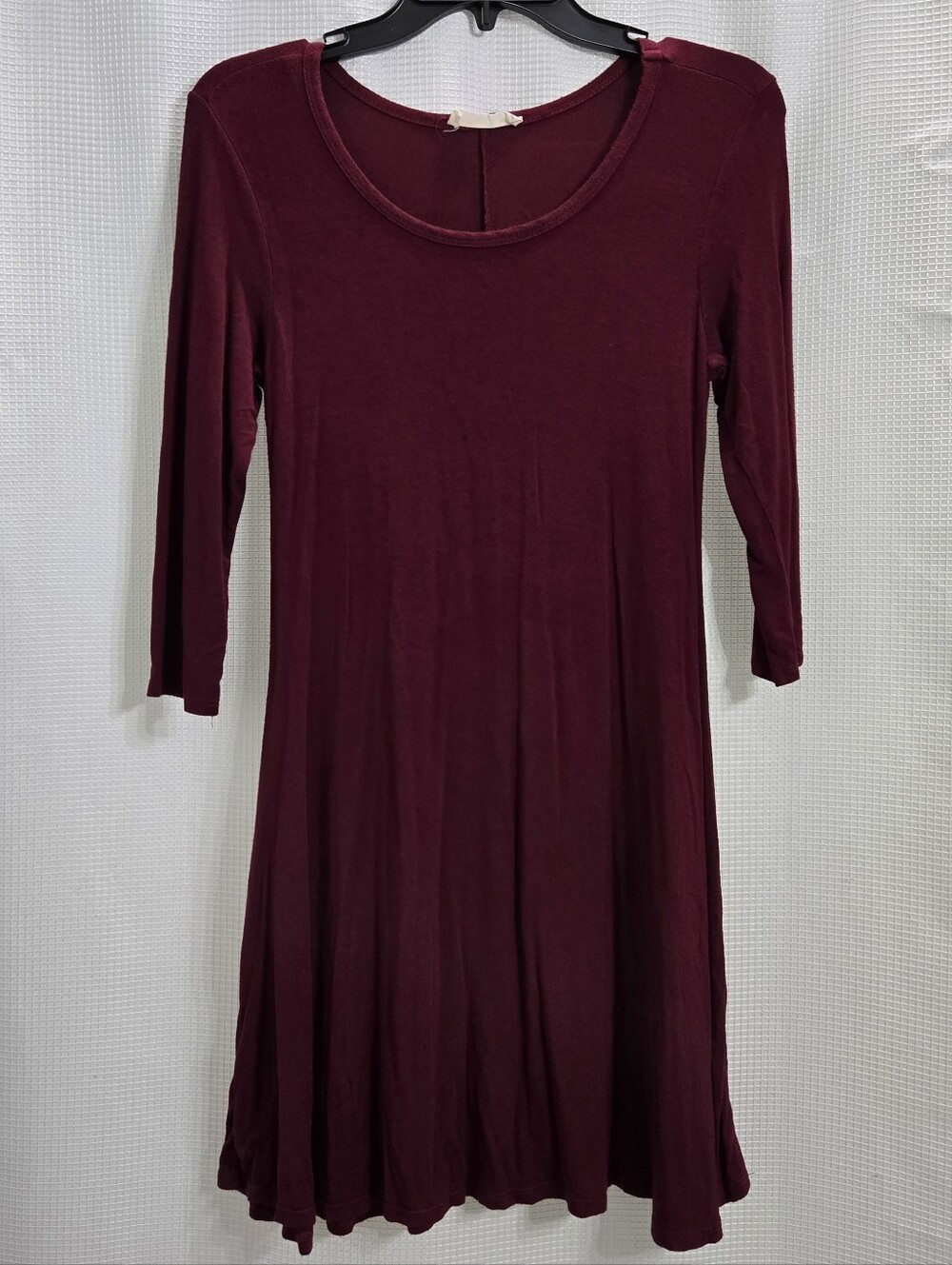 Forever Rose Couture Burgundy Dress Size M